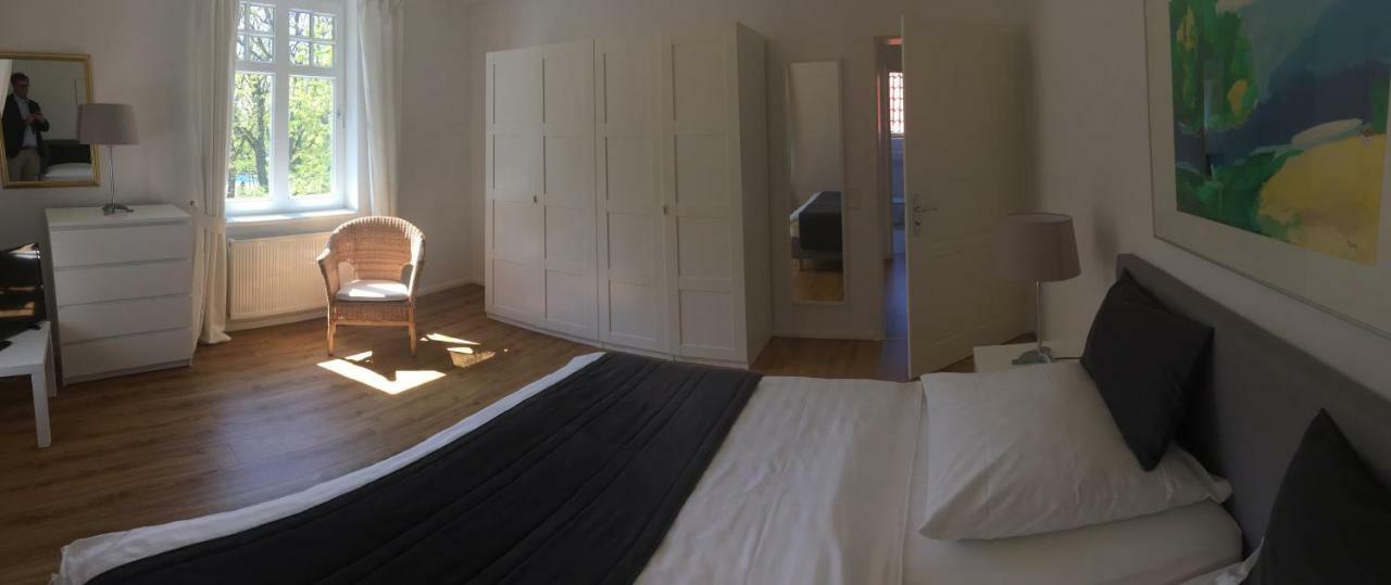 Am Apartment *